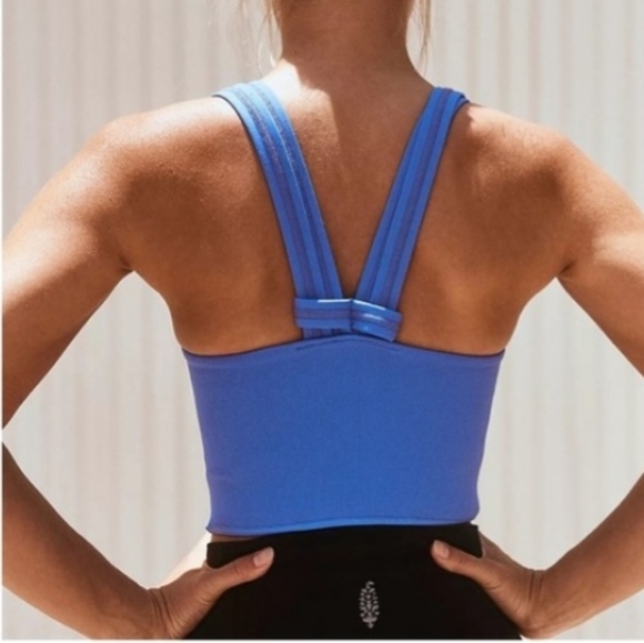 🌟 NWOT 🌟 Free People on the Radar longline tank - Picture 2 of 6